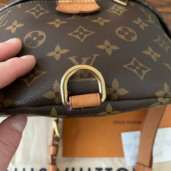 ♥️sold♥️Louis Vuitton classic bumbag monogram - Picture 12 of 16